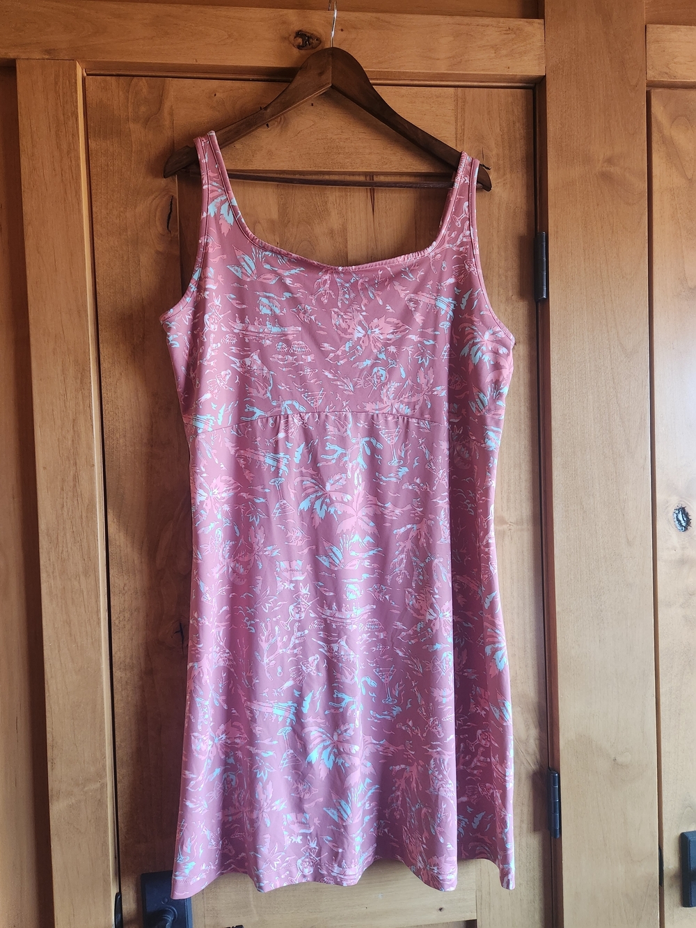 Columbia PFG Omni Shade Pink Floral Scoop Neck Dress
